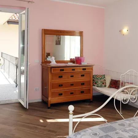 Daire Nonna Nina By Interhome Vercana